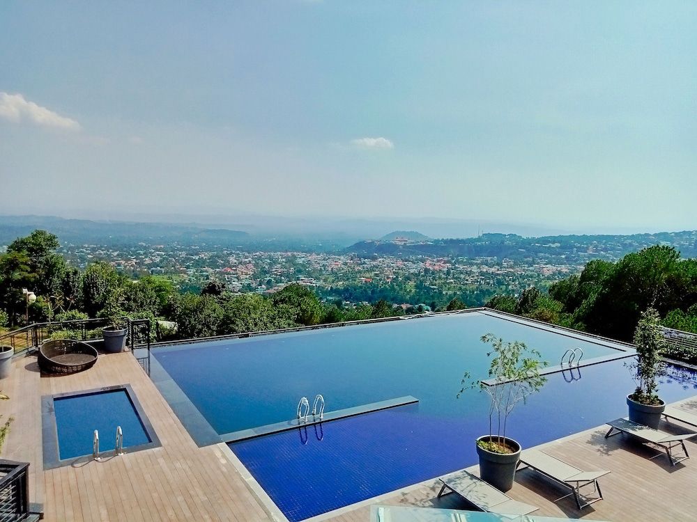 Infinity Pool