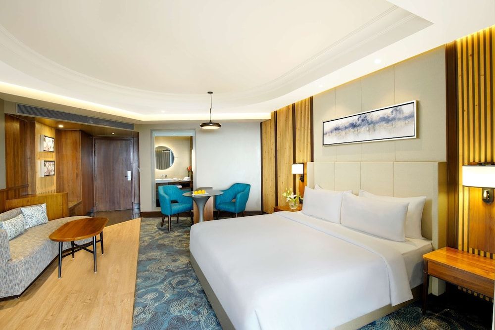 Deluxe Room, Balcony