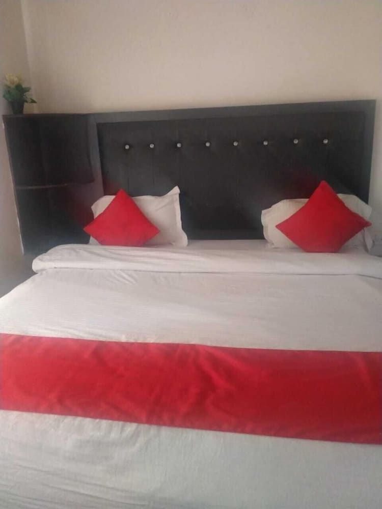 Ayuskama Cottage Deluxe Double Room 5