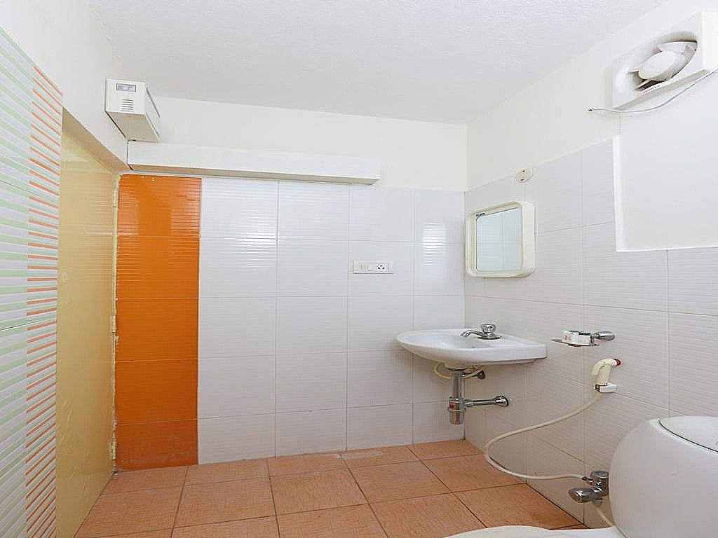 Hotel Half Moon  DeluxeTwin Bed Room 4