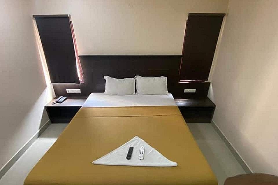 Deluxe Double NON AC