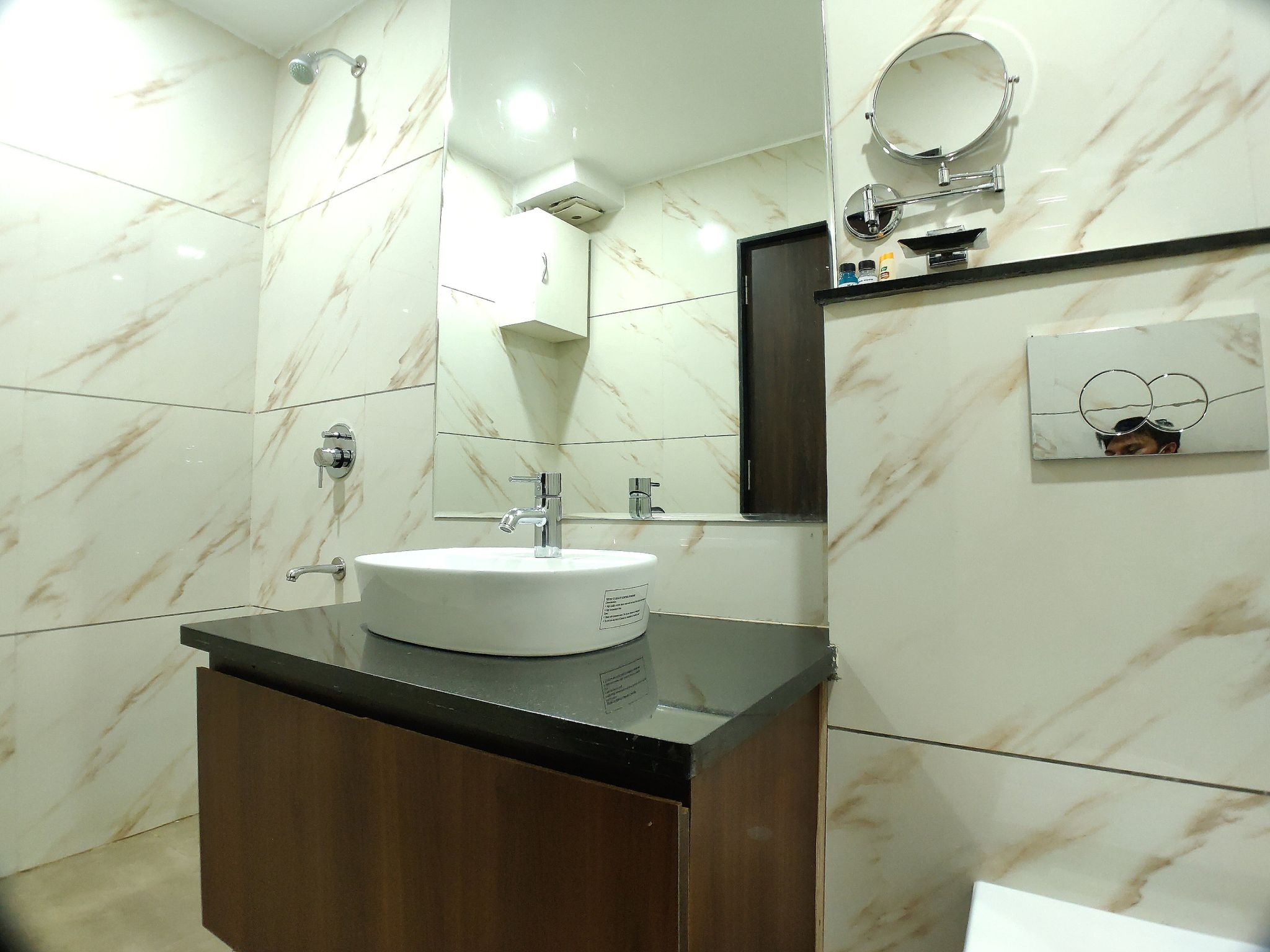 The Sheesham Tree Deluxe Room 13