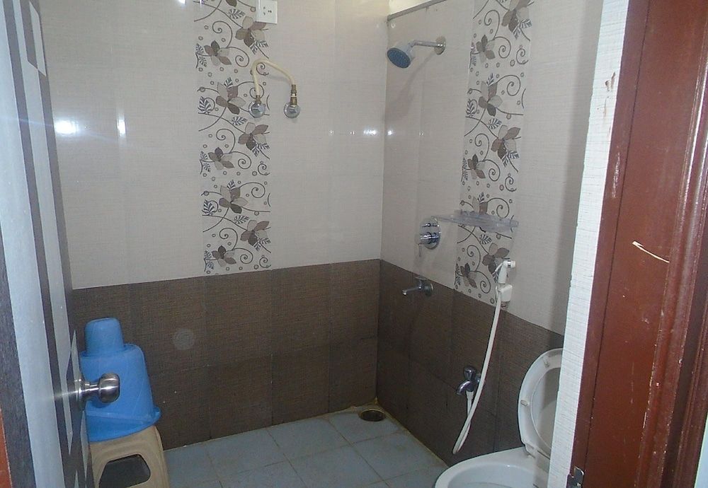 Sai Ram Residency Standard Double Room 8