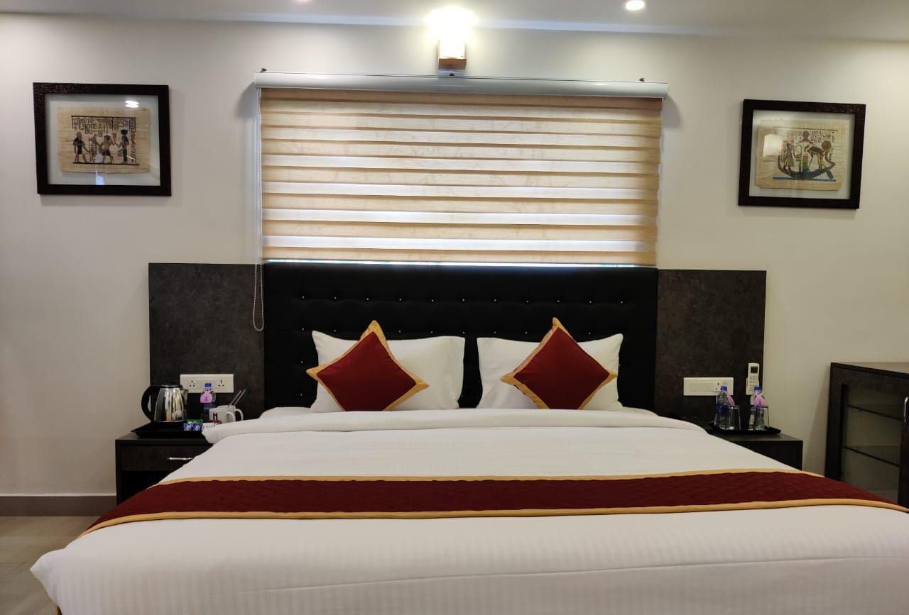 FabHotel Prime Whitefield Deluxe Room 3