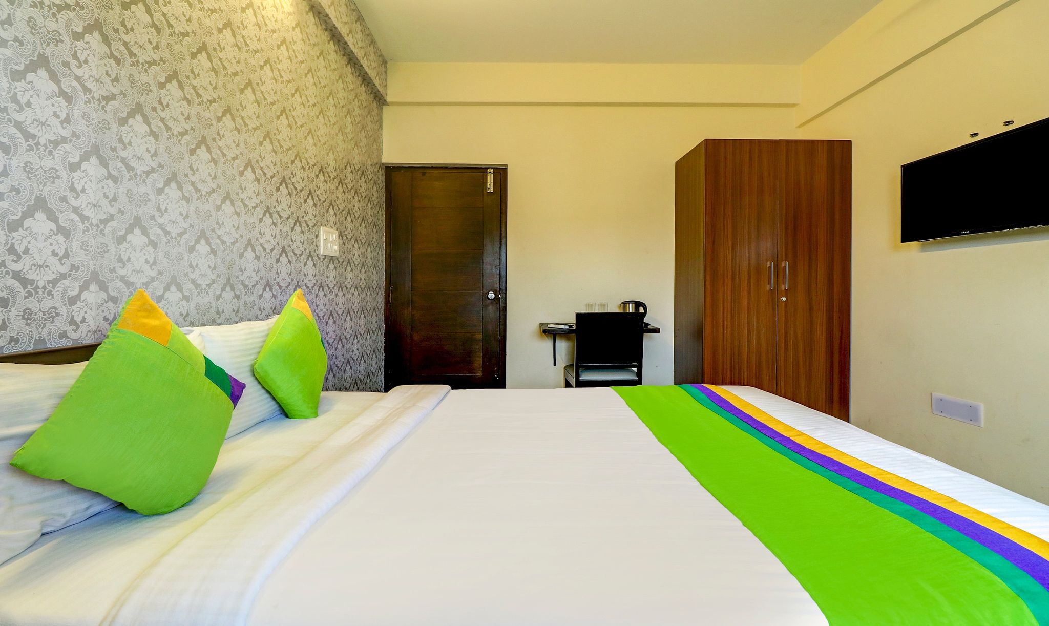 Treebo 12 Degrees West Domlur Standard Double Room 8