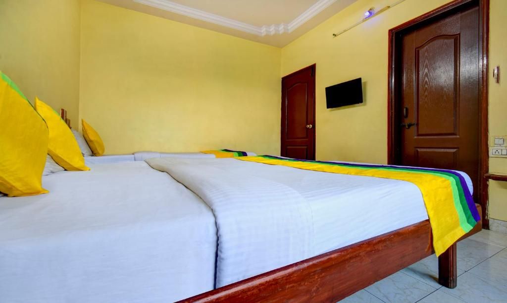 Treebo Trip Kala Laxmi Station Road Deluxe Double Room 8