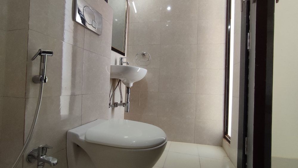 HOTEL PANCHSHEEL INN Deluxe Room 6