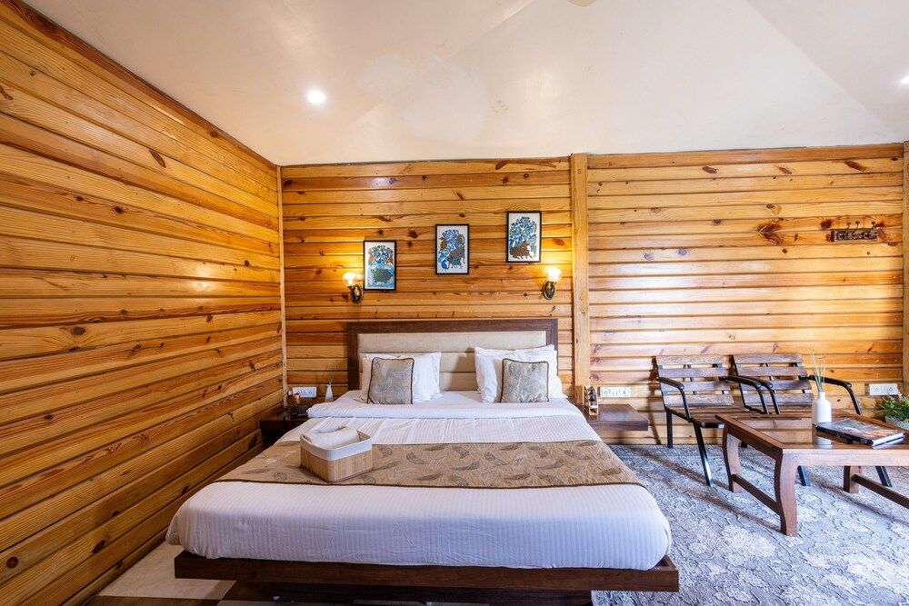 Moustache Panarpani Retreat Pachmarhi Superior Double Room 4