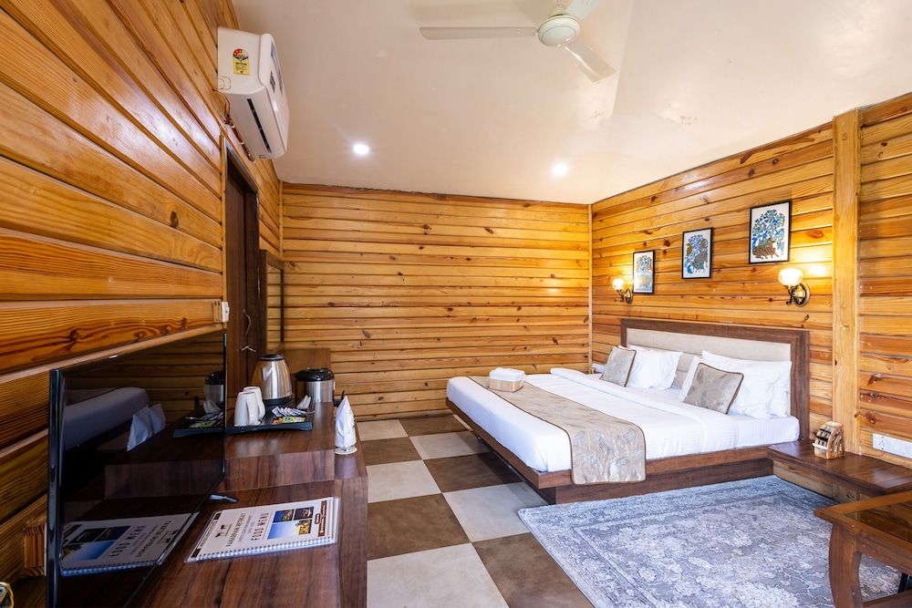 Moustache Panarpani Retreat Pachmarhi Superior Double Room 3