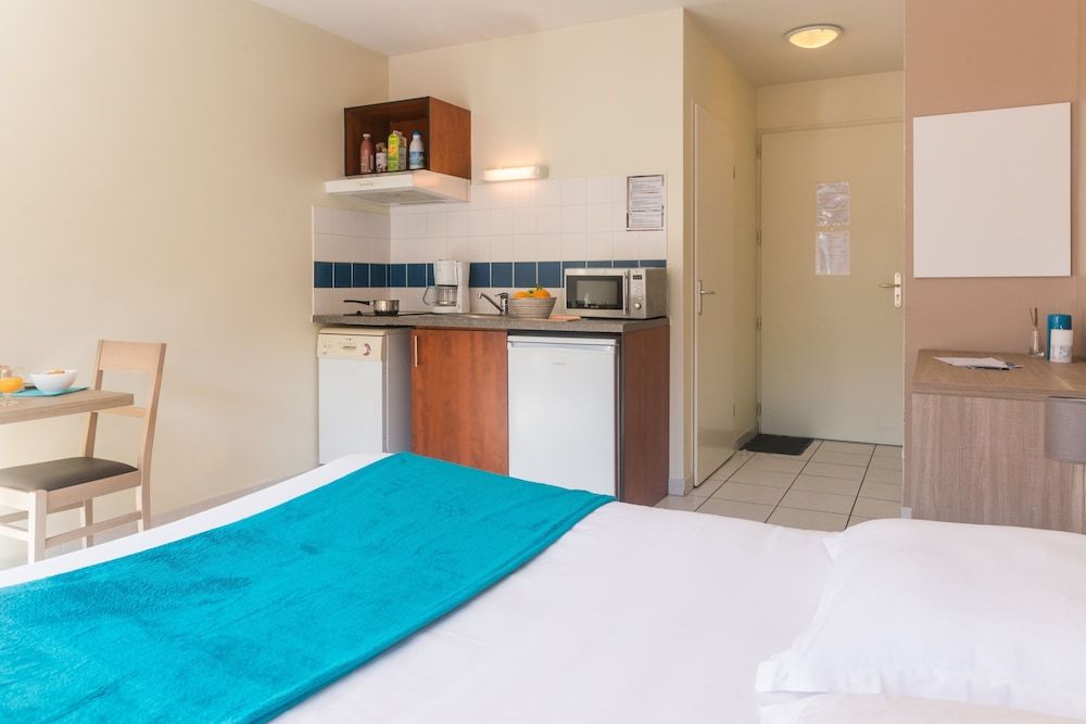 Comfort Aparthotel Nantes La Beaujoire Studio double