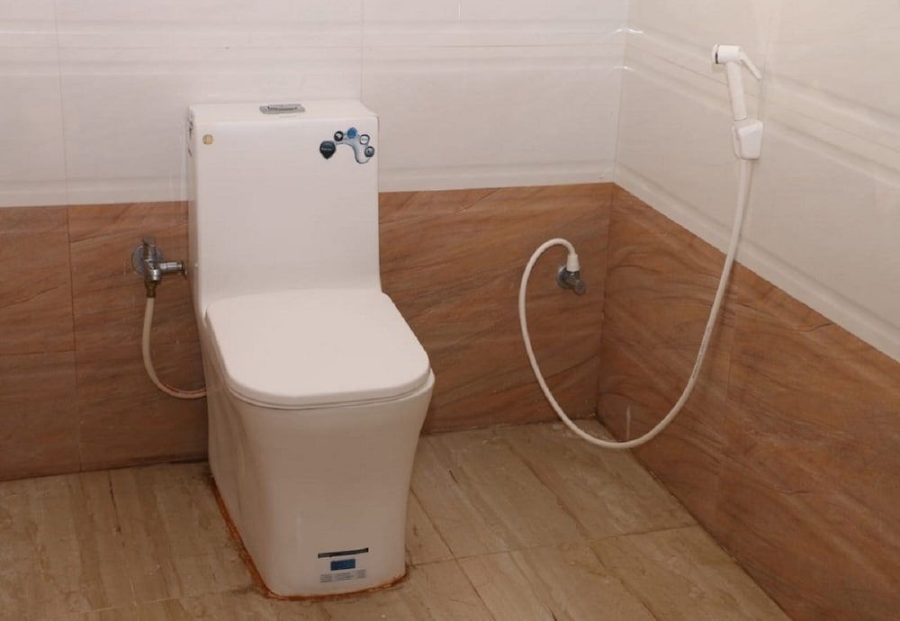 Saravanas Lodge Family Quadruple Room 3