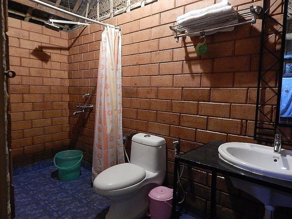 The Palm Trees Resort Deluxe Double Room, 1 King Bed, Garden View 3