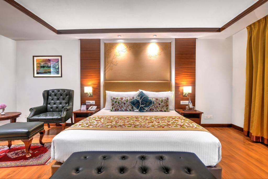 Deluxe Suite