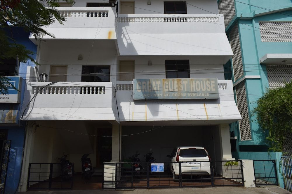 undefined Great Guest House at Kamaraj Salai