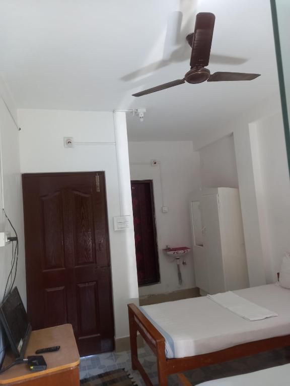 Triple Bedroom Non AC