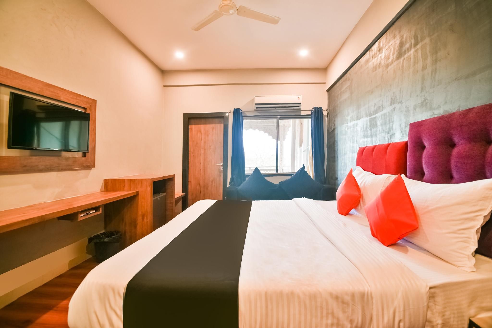 undefined Super Capital O Amit Palace 7