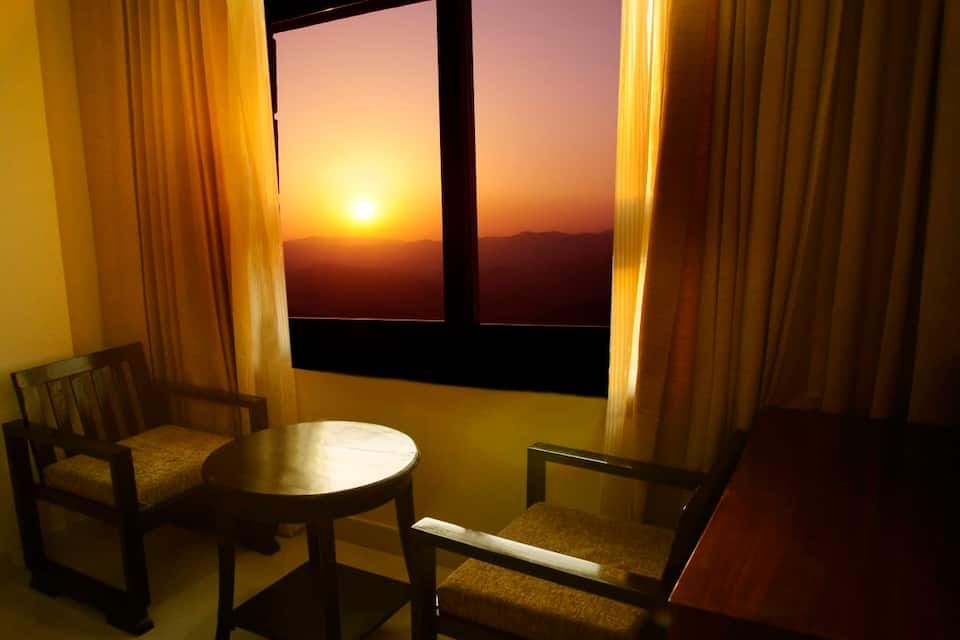 Hotel Milam Inn Deluxe Room 4