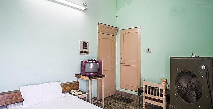 Hotel Prayag Non AC Standard Room 15