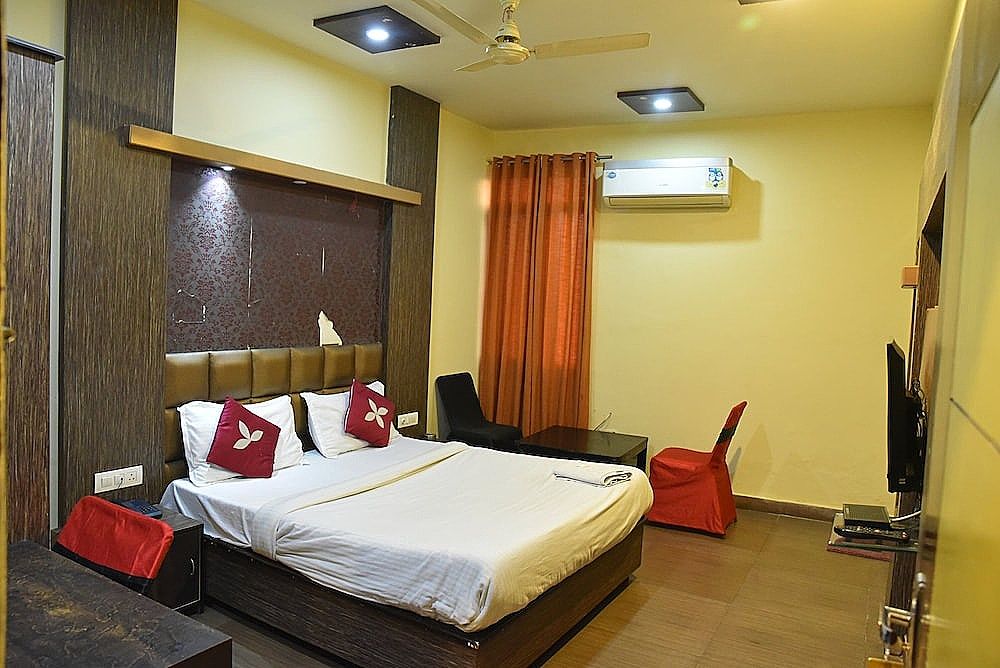 Hotel C9 Deluxe Room, 1 Double Bed, City View 36