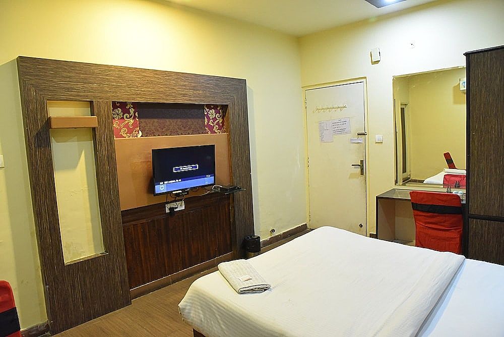 Hotel C9 Deluxe Room, 1 Double Bed, City View 29