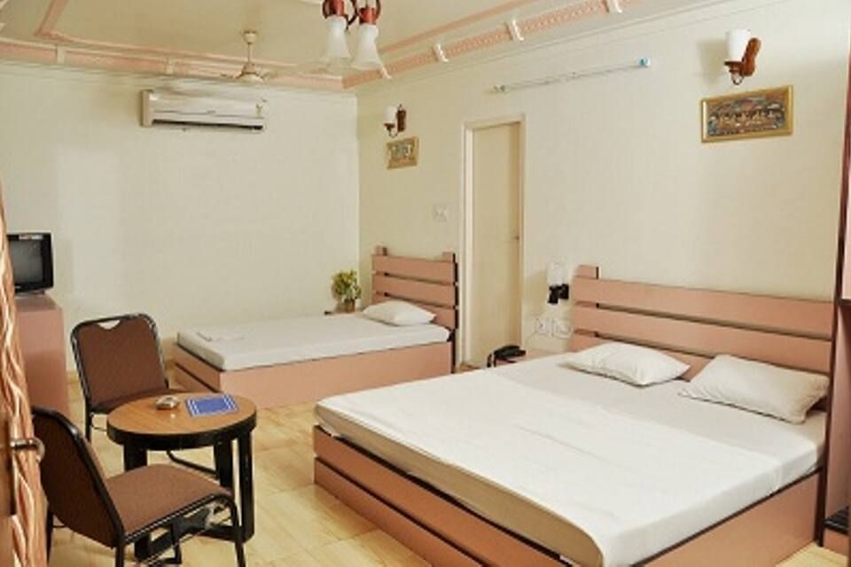 Hotel Savoy