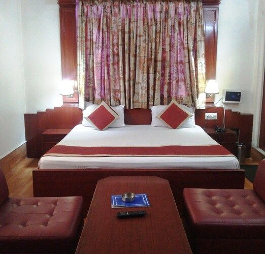 Hotel Savoy AC Double Room 2
