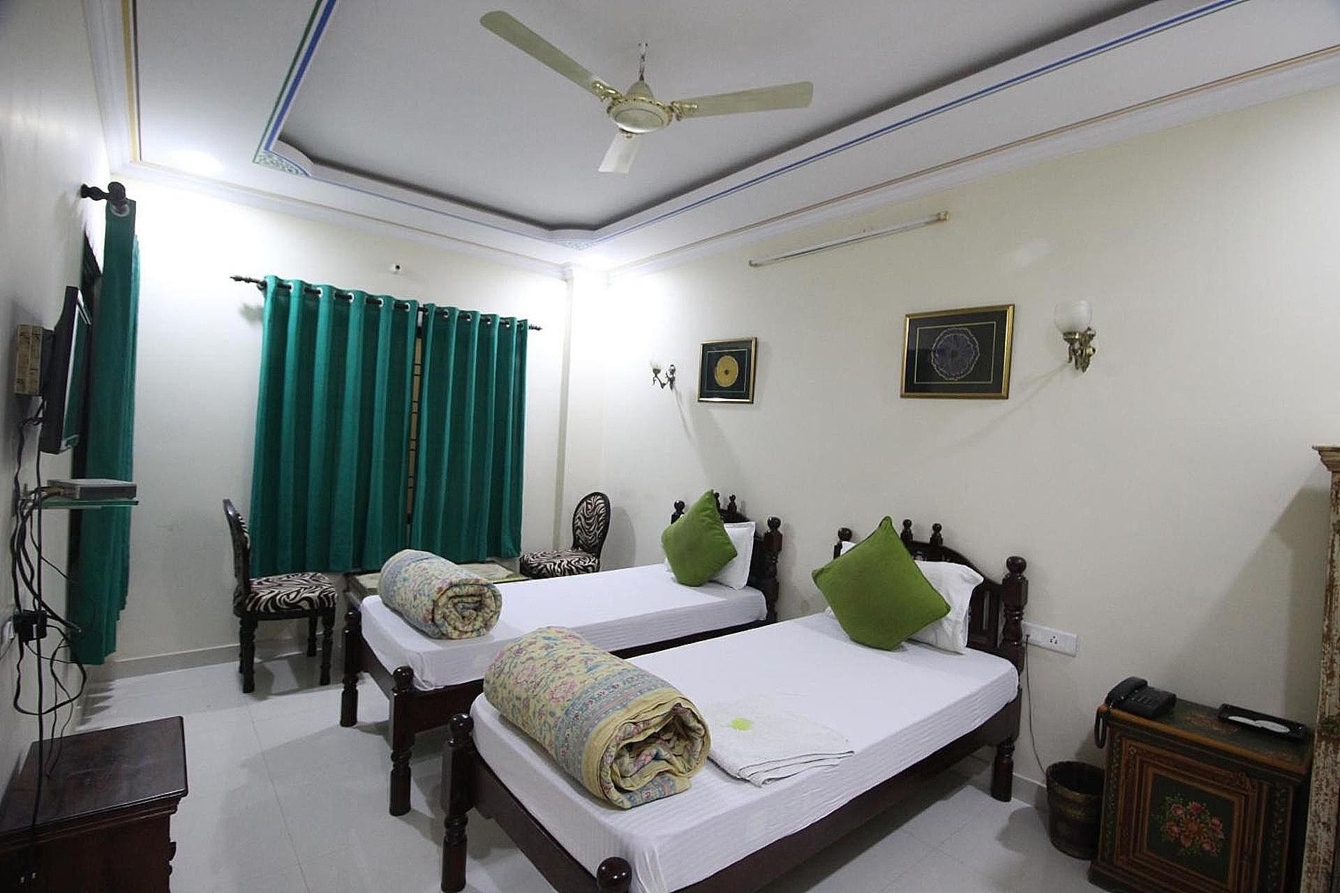 Little Ganesha Inn