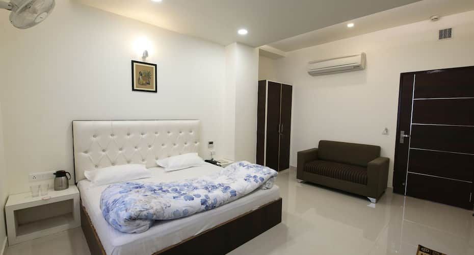 undefined Prince Hotel & Restaurant 3