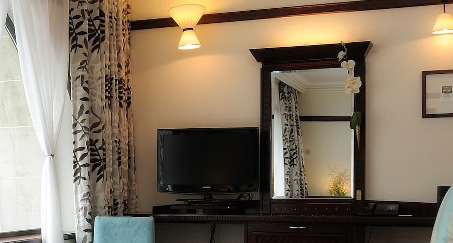 undefined Prince Hotel & Restaurant 10