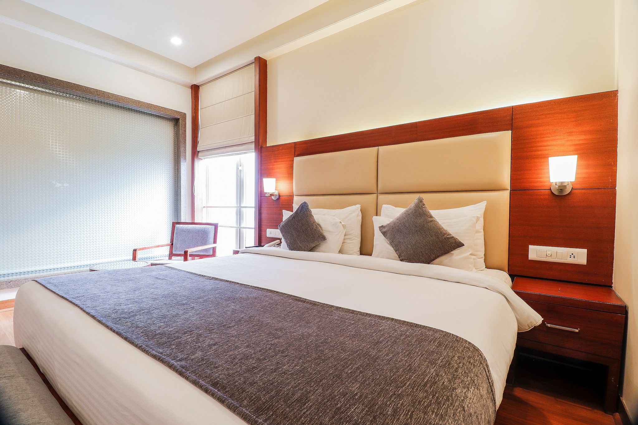 JAIPUR CENTRAL Deluxe Room With Work Desk 11