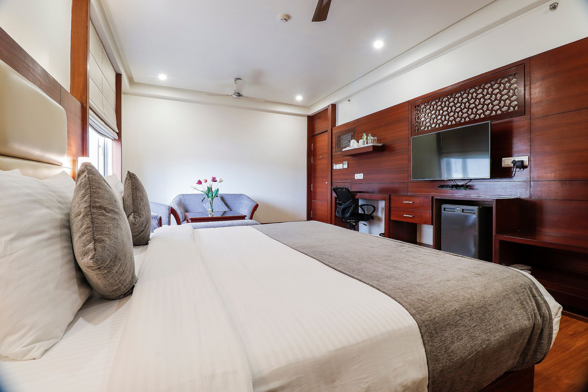 JAIPUR CENTRAL Deluxe Room With Work Desk 19