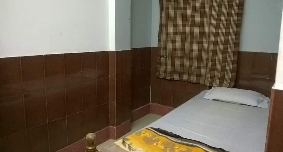 undefined Hotel Plaza 2