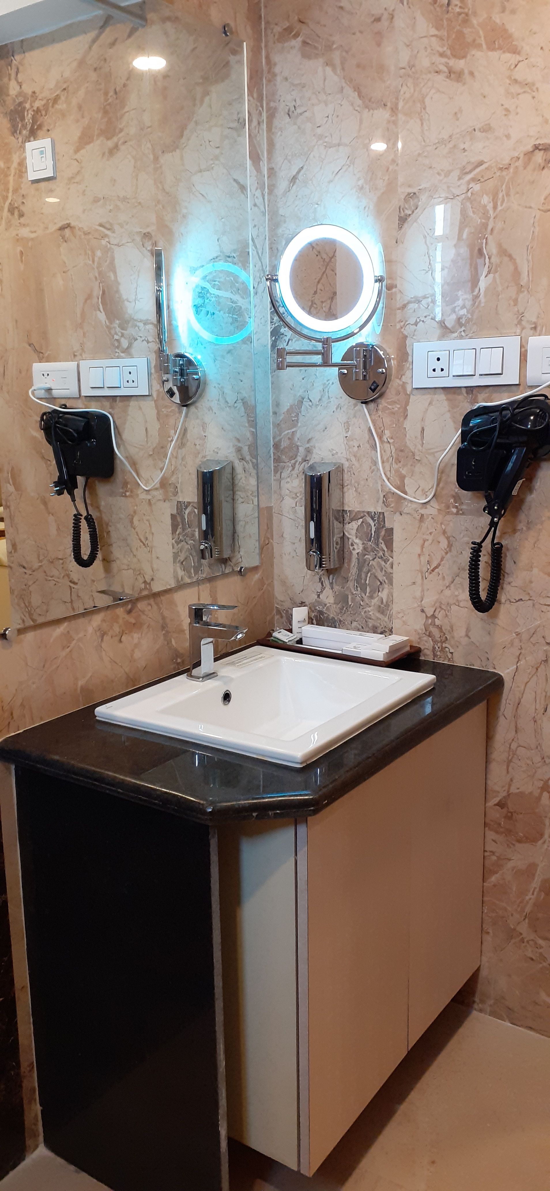  Hotel Rimi International Executive Room 9