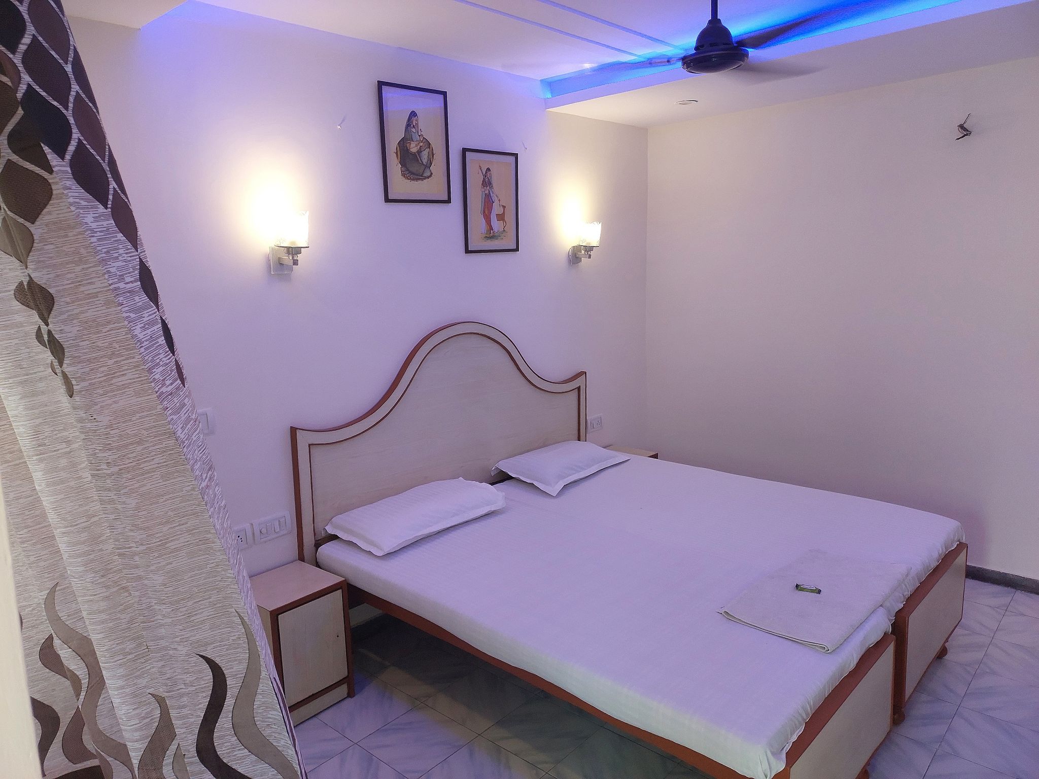 standard ac room