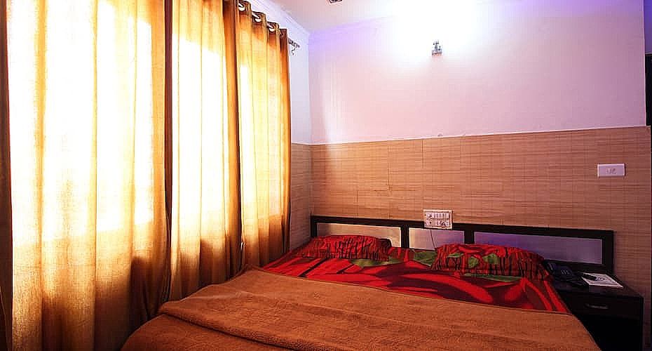 Hotel Globe Meridian Non A/c Room 3