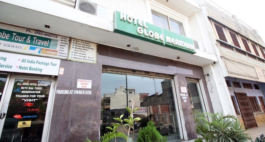 undefined Hotel Globe Meridian 10