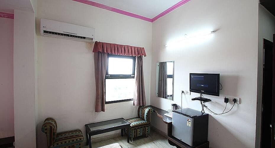 taj facing living room