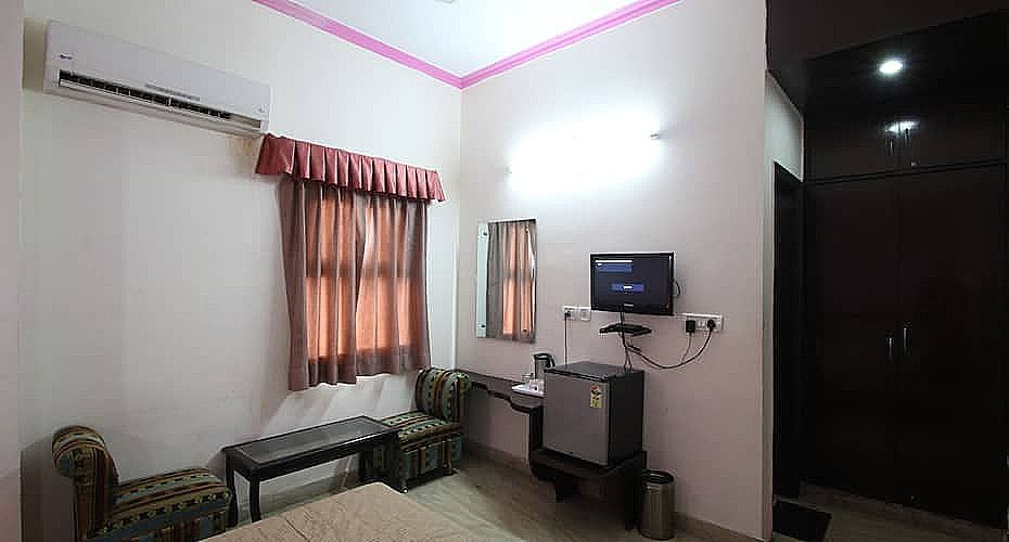 taj facing living room