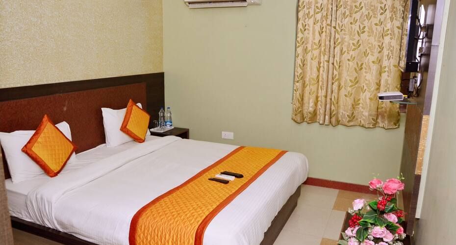 undefined Zingo Hotel Regal INN 8