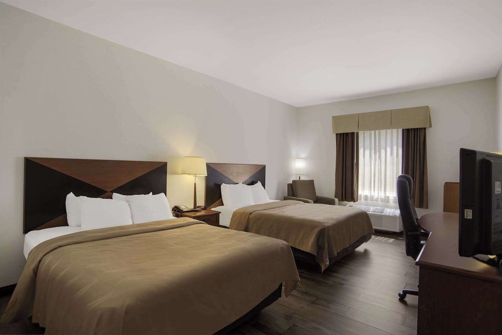 Room, 2 Queen Beds, Non Smoking
