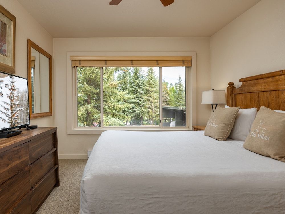 Gold Room, 1 Bedroom (Limited)