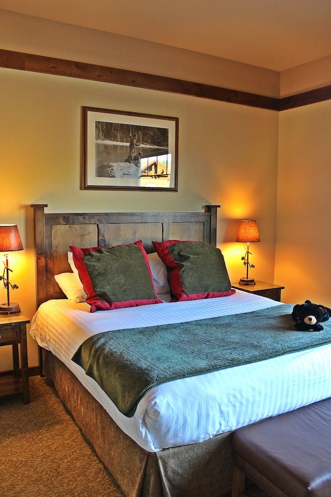 King Viking Lodge Room