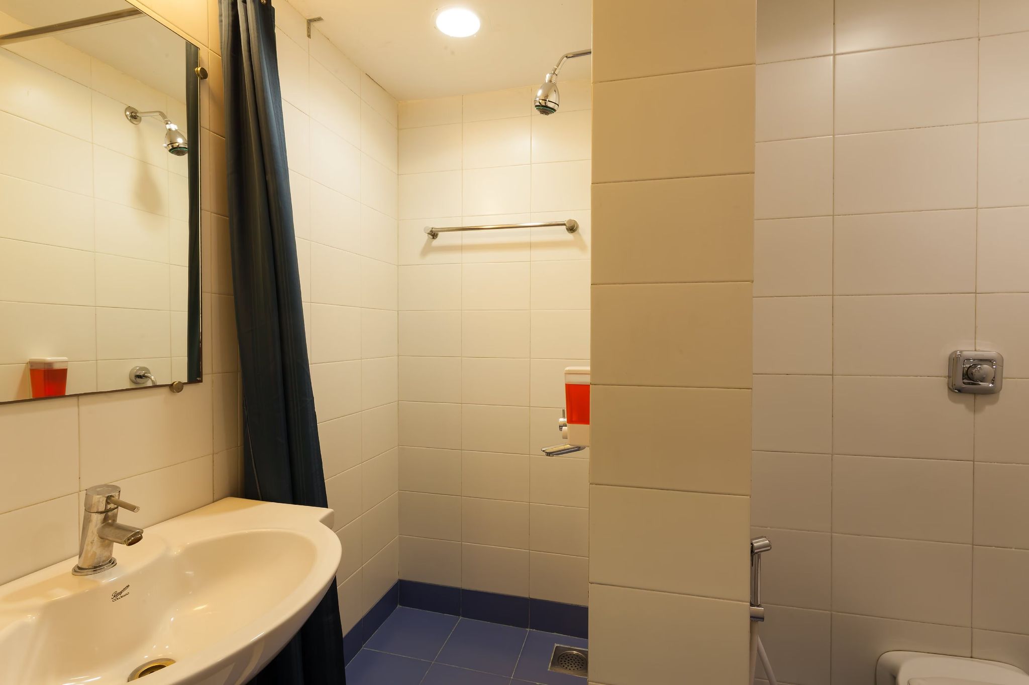 Queen Room- Single Occupancy