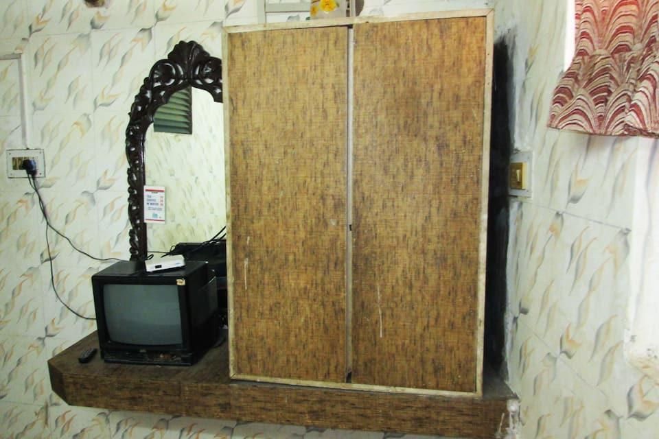 undefined Hotel City Plaza 4