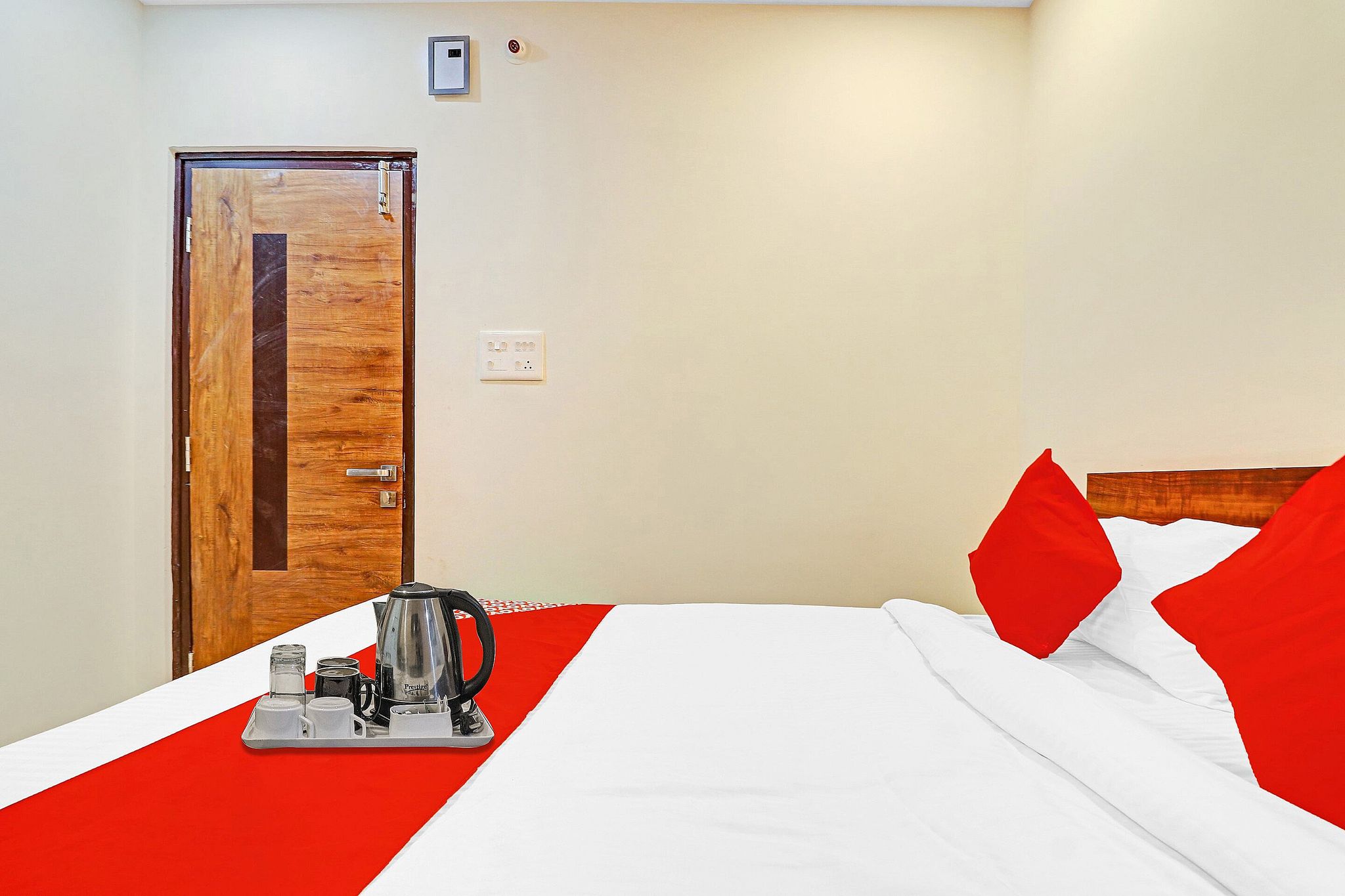 Hotel O by OYO Night Eye Classic 2