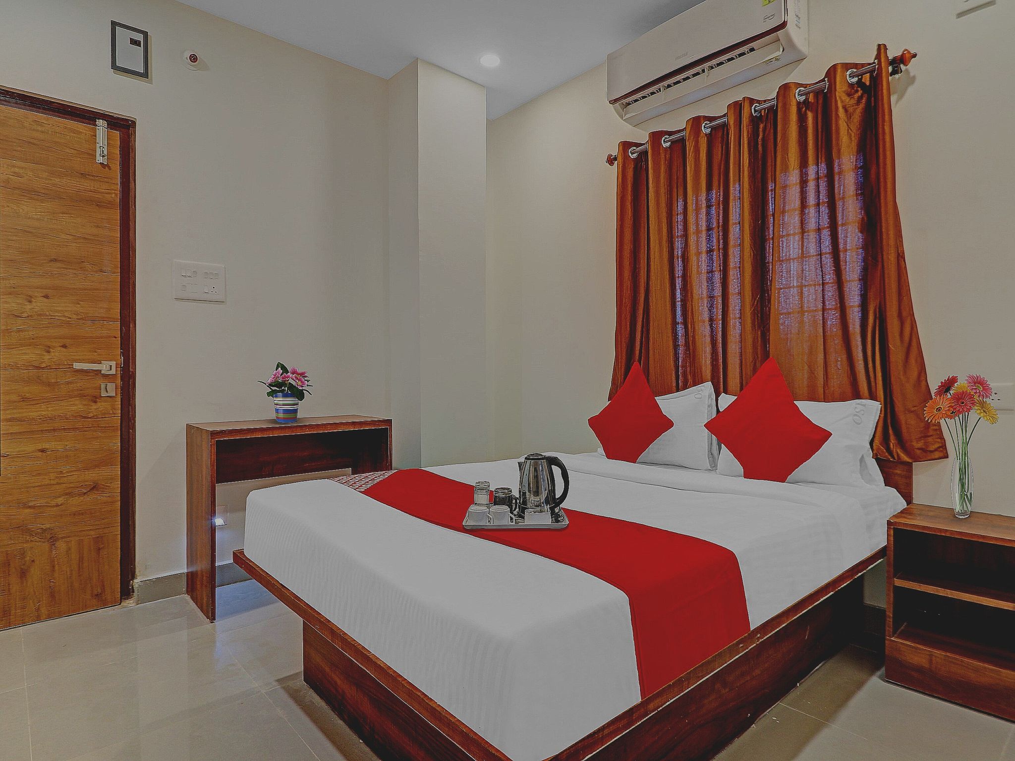 Hotel O by OYO Night Eye Classic 10