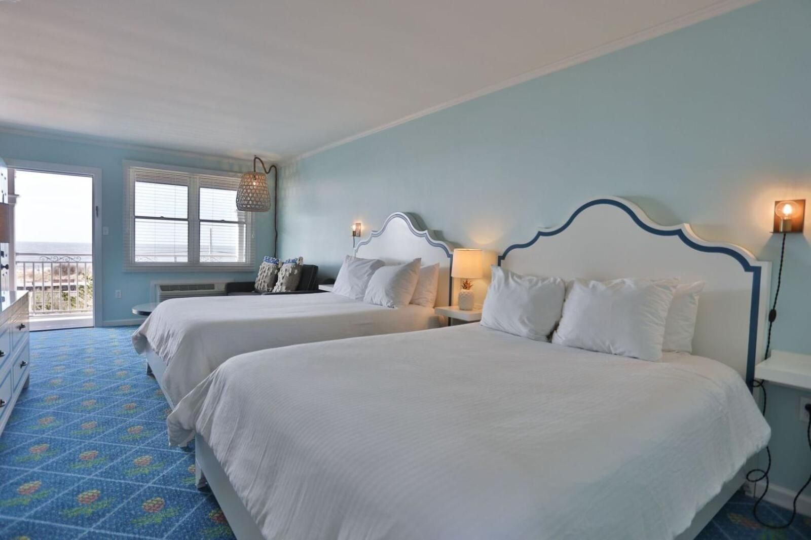 The Beach Shack Quadruple Room with Sea View  3