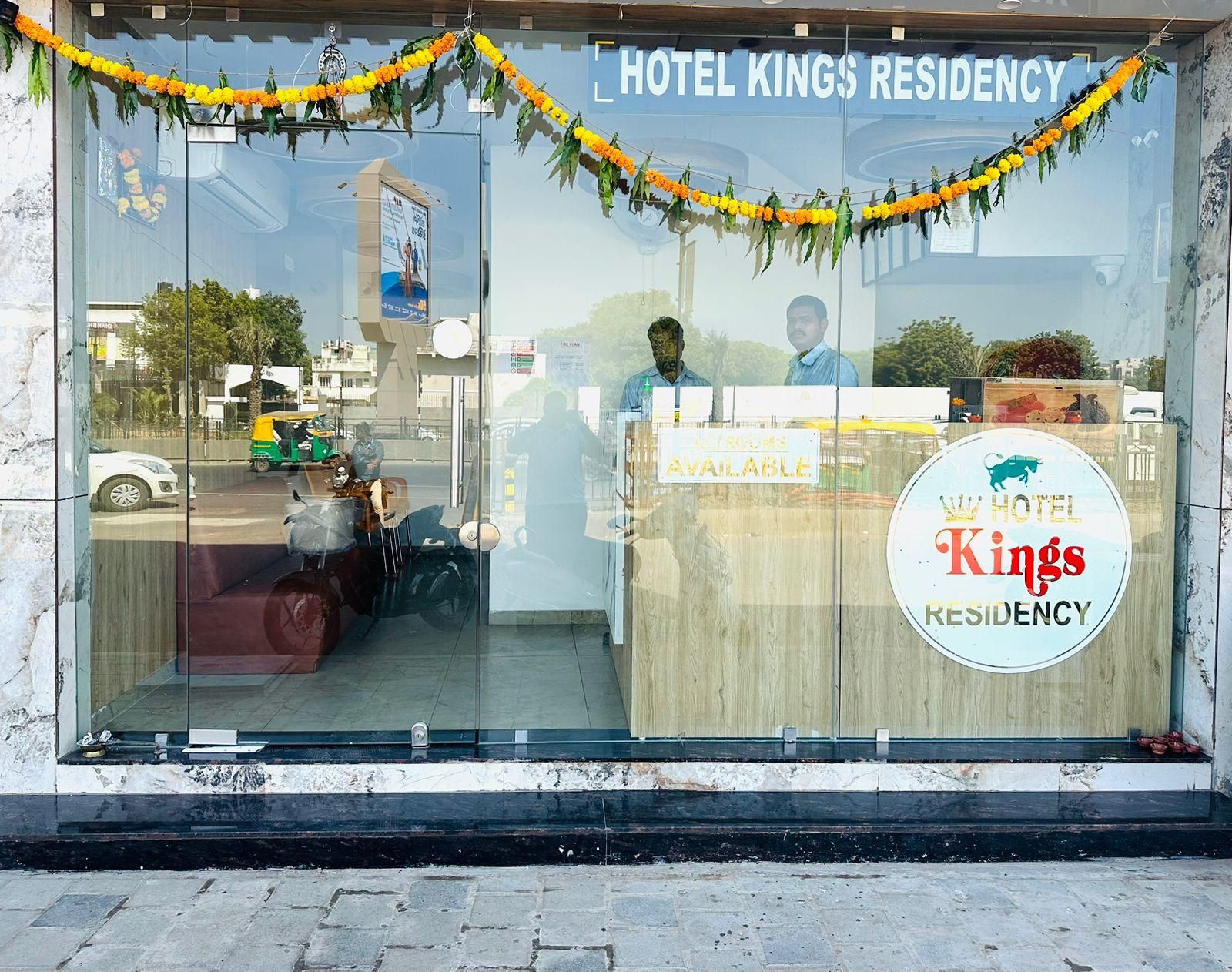 undefined HOTEL KINGS RESIDENCY 6