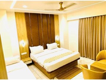 undefined HOTEL KINGS RESIDENCY 4