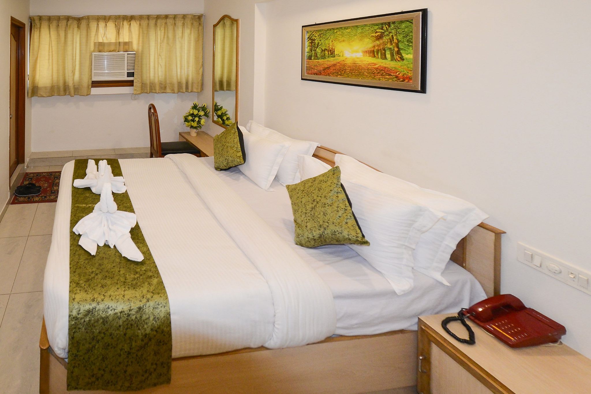 Deluxe King Bed Room